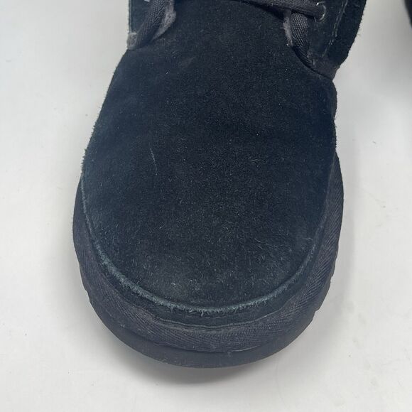 UGG Neumel Chukka Boots Mens 11 Black Suede Sheepskin Lined Ankle Winter Shoes - Picture 5 of 16
